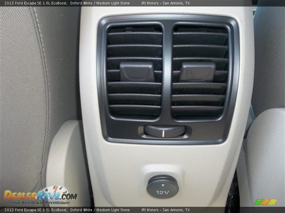 2013 Ford Escape SE 1.6L EcoBoost Oxford White / Medium Light Stone Photo #19