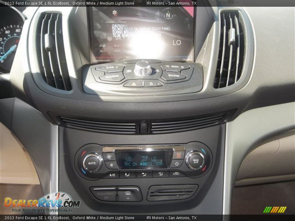 2013 Ford Escape SE 1.6L EcoBoost Oxford White / Medium Light Stone Photo #26