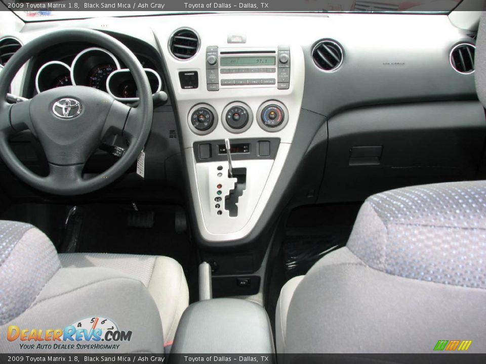 2009 Toyota Matrix 1.8 Black Sand Mica / Ash Gray Photo #12