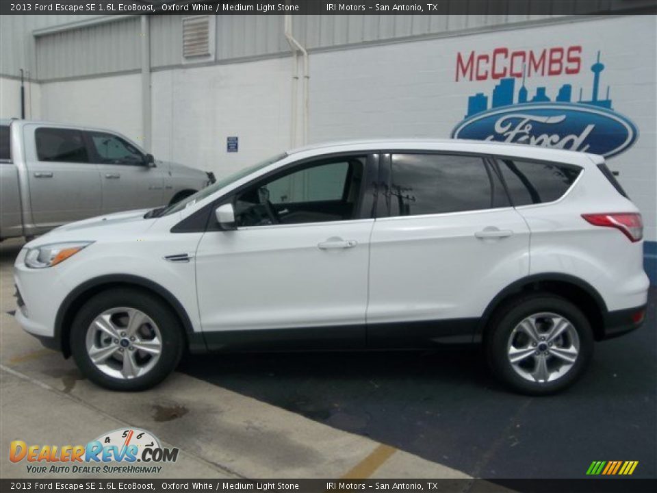 2013 Ford Escape SE 1.6L EcoBoost Oxford White / Medium Light Stone Photo #31