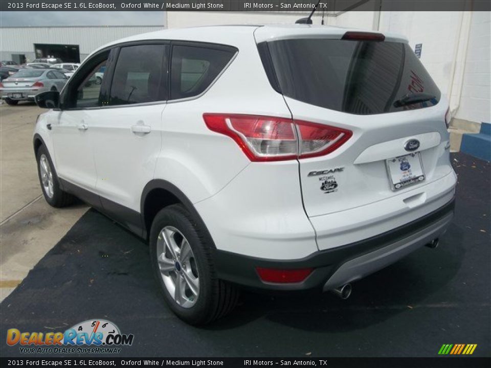 2013 Ford Escape SE 1.6L EcoBoost Oxford White / Medium Light Stone Photo #32