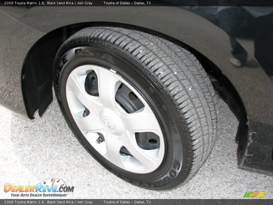 2009 Toyota Matrix 1.8 Black Sand Mica / Ash Gray Photo #13