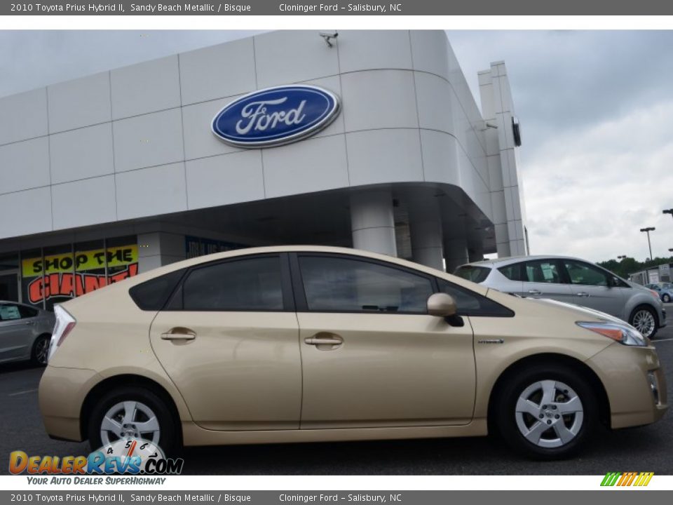2010 Toyota Prius Hybrid II Sandy Beach Metallic / Bisque Photo #2