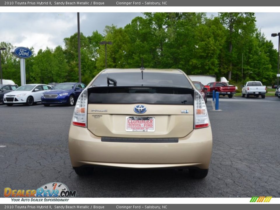 2010 Toyota Prius Hybrid II Sandy Beach Metallic / Bisque Photo #4