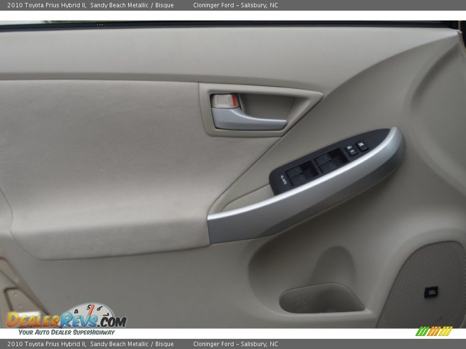 2010 Toyota Prius Hybrid II Sandy Beach Metallic / Bisque Photo #8