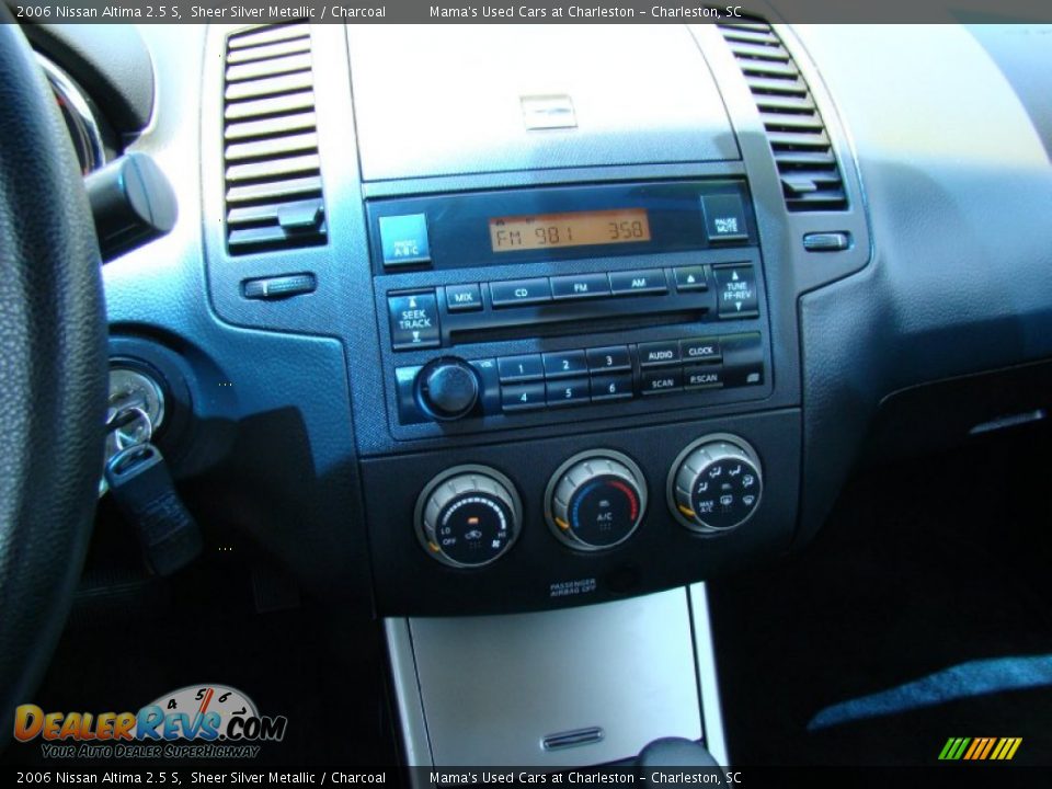 2006 Nissan Altima 2.5 S Sheer Silver Metallic / Charcoal Photo #15