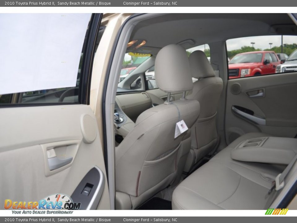 2010 Toyota Prius Hybrid II Sandy Beach Metallic / Bisque Photo #11