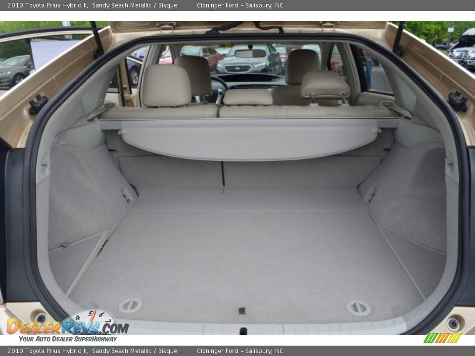 2010 Toyota Prius Hybrid II Sandy Beach Metallic / Bisque Photo #12
