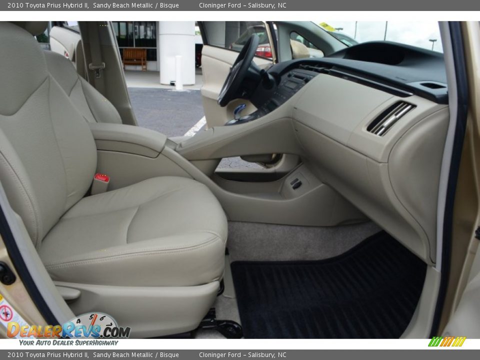 2010 Toyota Prius Hybrid II Sandy Beach Metallic / Bisque Photo #14