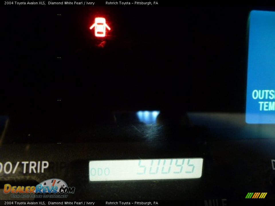 2004 Toyota Avalon XLS Diamond White Pearl / Ivory Photo #9