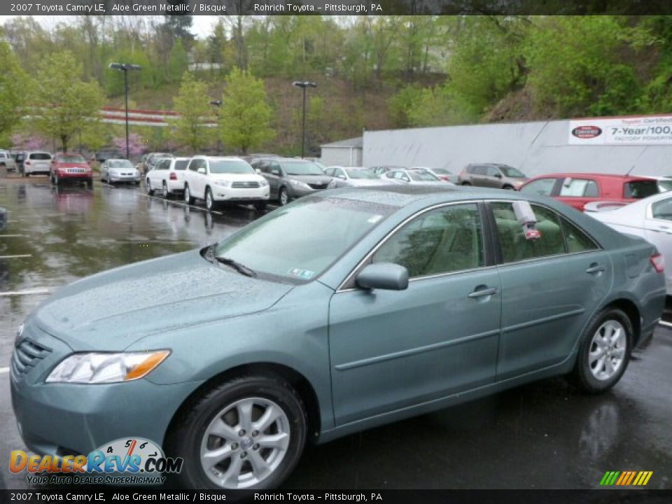 2007 Toyota Camry LE Aloe Green Metallic / Bisque Photo #3