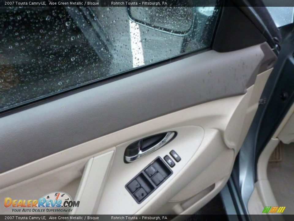 2007 Toyota Camry LE Aloe Green Metallic / Bisque Photo #16