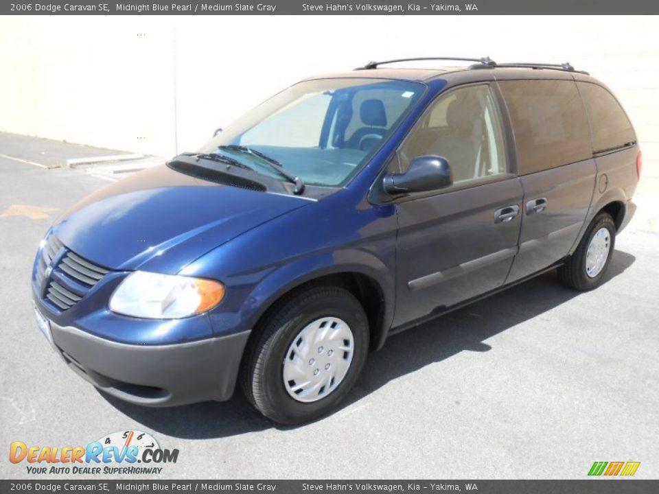 2006 Dodge Caravan SE Midnight Blue Pearl / Medium Slate Gray Photo #2