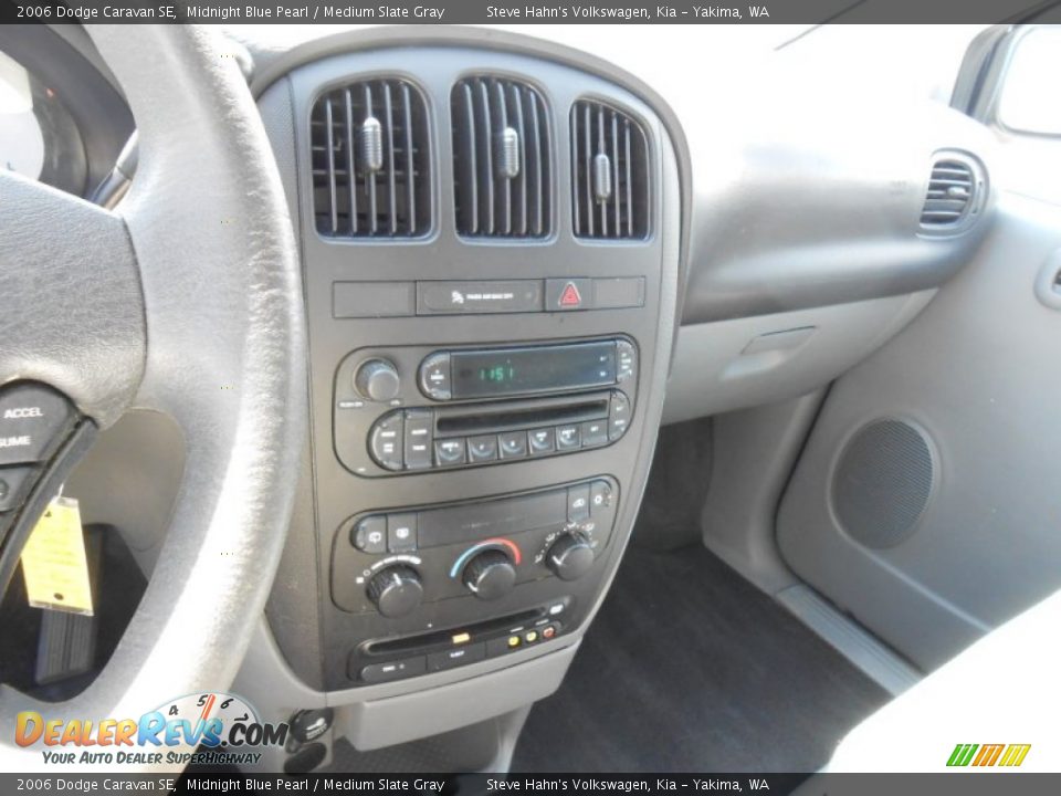 2006 Dodge Caravan SE Midnight Blue Pearl / Medium Slate Gray Photo #15