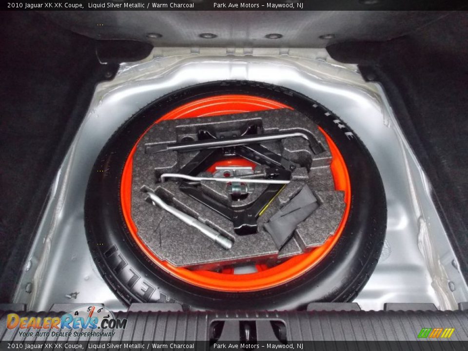 Tool Kit of 2010 Jaguar XK XK Coupe Photo #22