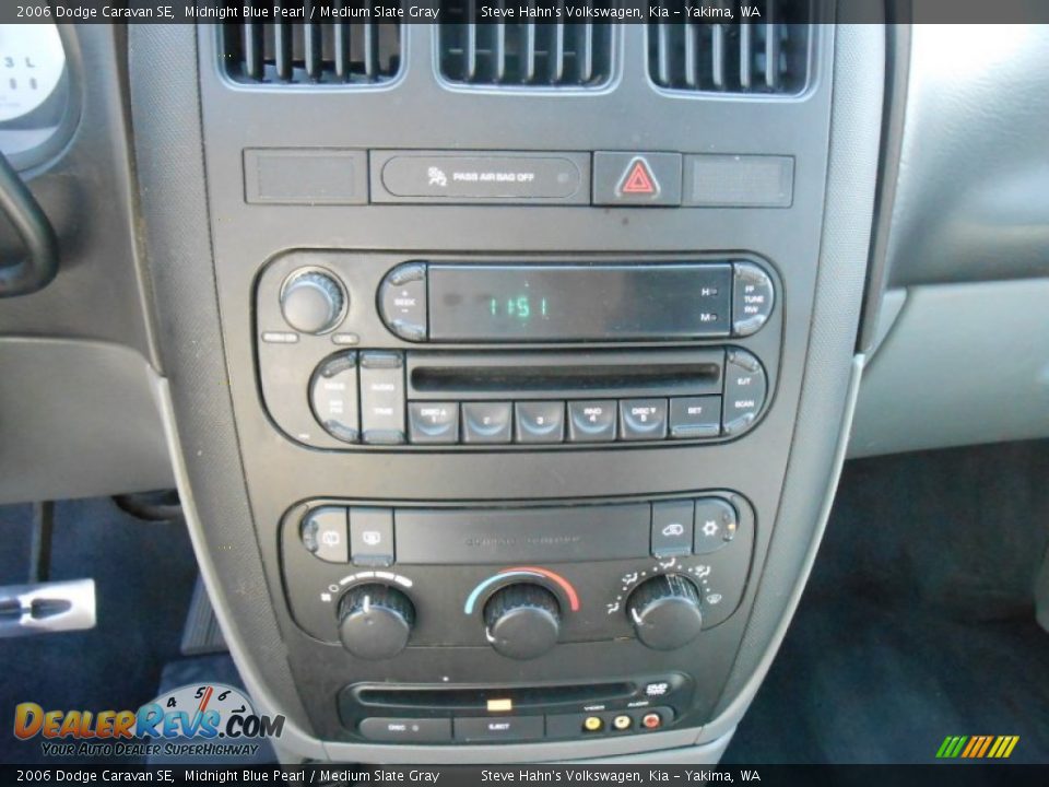 2006 Dodge Caravan SE Midnight Blue Pearl / Medium Slate Gray Photo #16