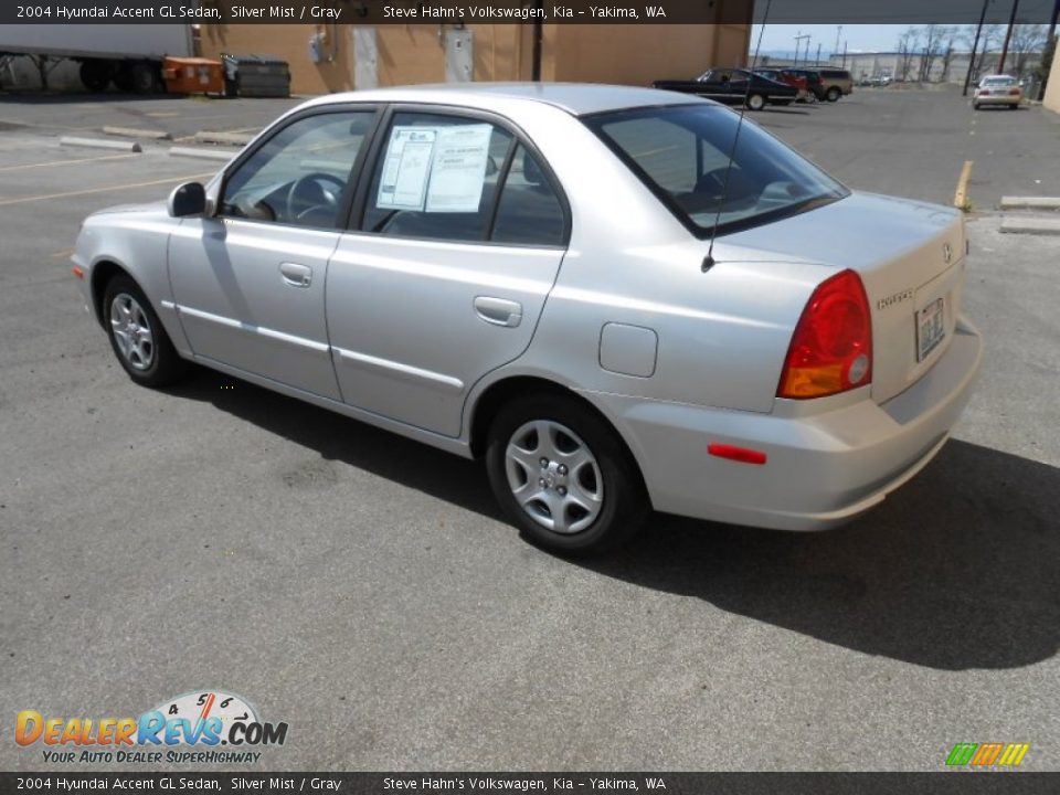 2004 Hyundai Accent GL Sedan Silver Mist / Gray Photo #10