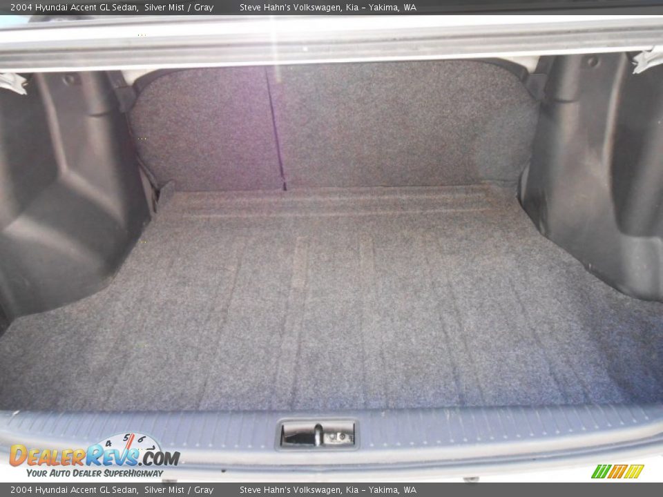 2004 Hyundai Accent GL Sedan Silver Mist / Gray Photo #22