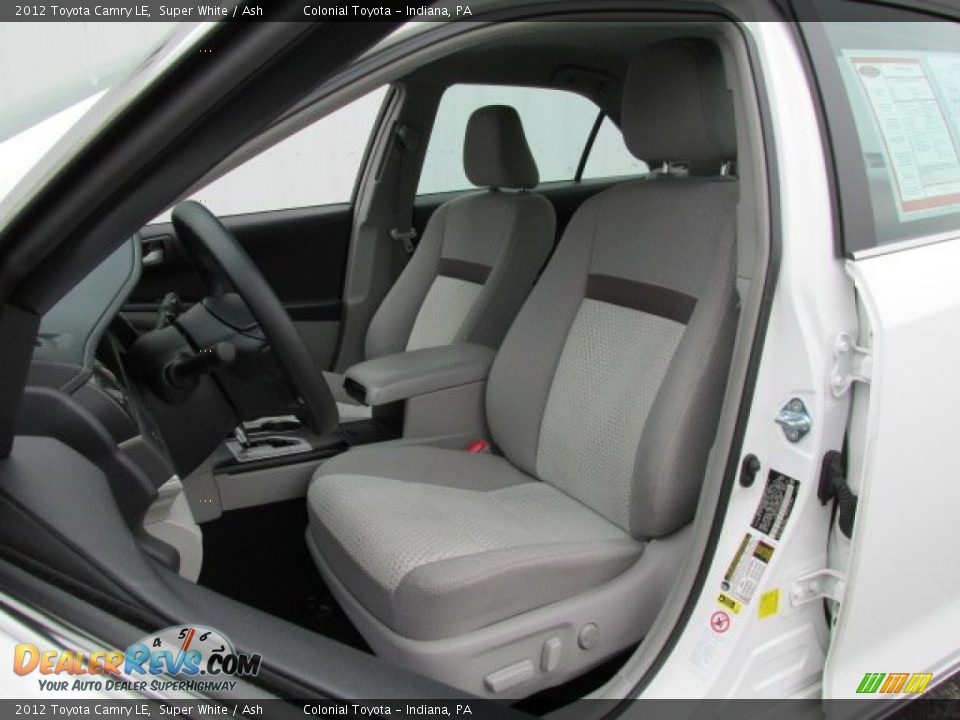 2012 Toyota Camry LE Super White / Ash Photo #10