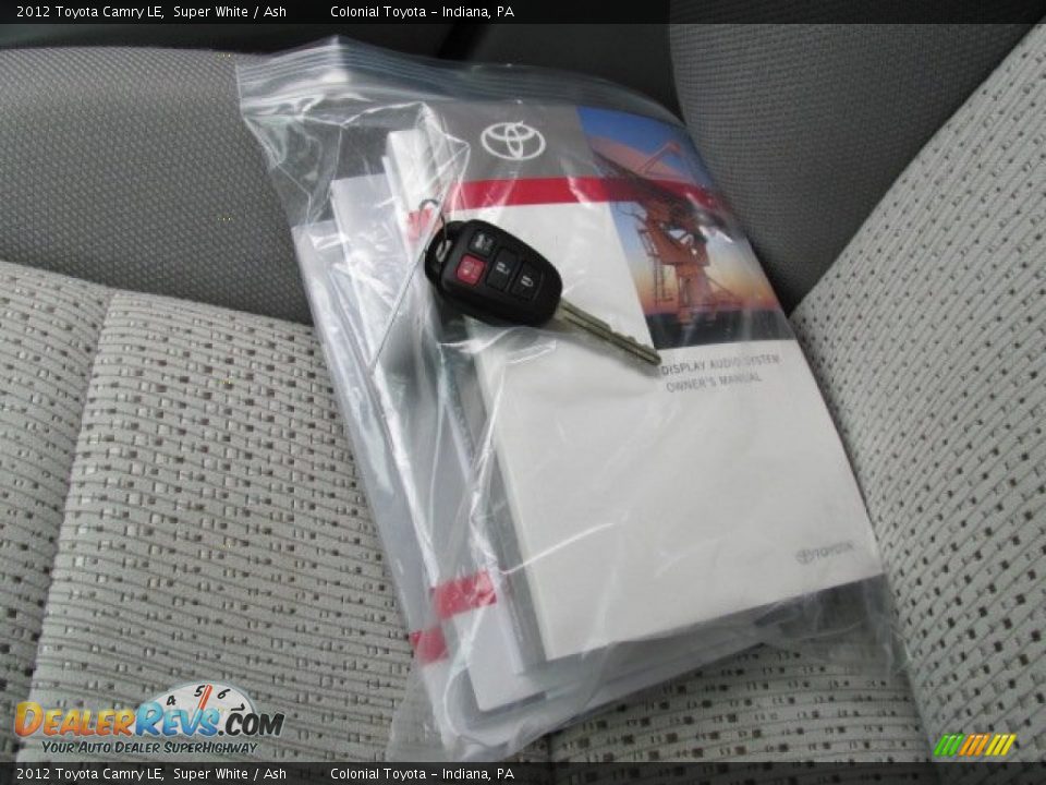 2012 Toyota Camry LE Super White / Ash Photo #18