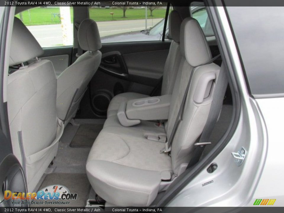 2012 Toyota RAV4 I4 4WD Classic Silver Metallic / Ash Photo #16