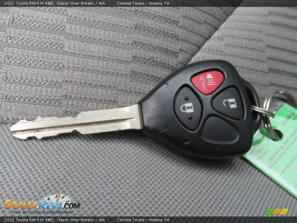 2012 Toyota RAV4 I4 4WD Classic Silver Metallic / Ash Photo #18