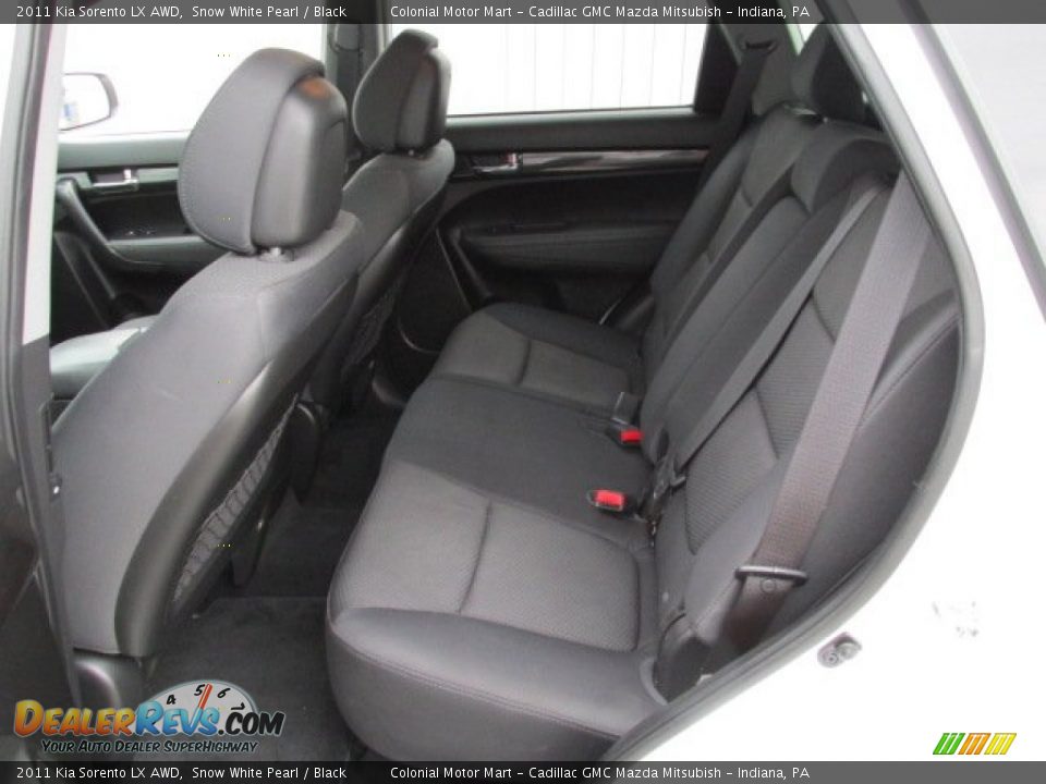 2011 Kia Sorento LX AWD Snow White Pearl / Black Photo #17
