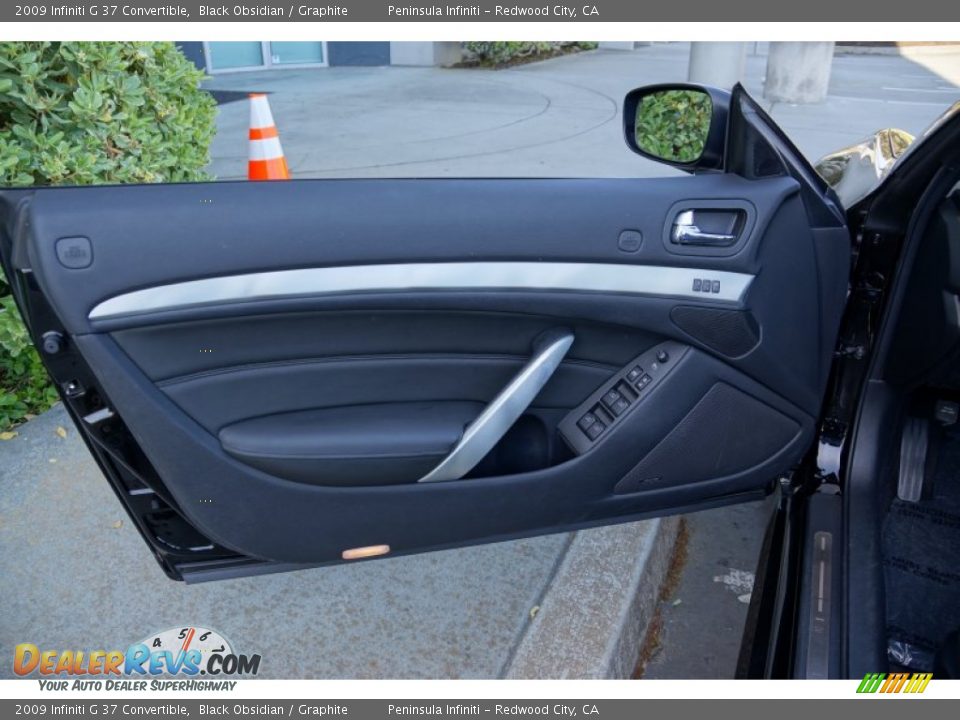 Door Panel of 2009 Infiniti G 37 Convertible Photo #7