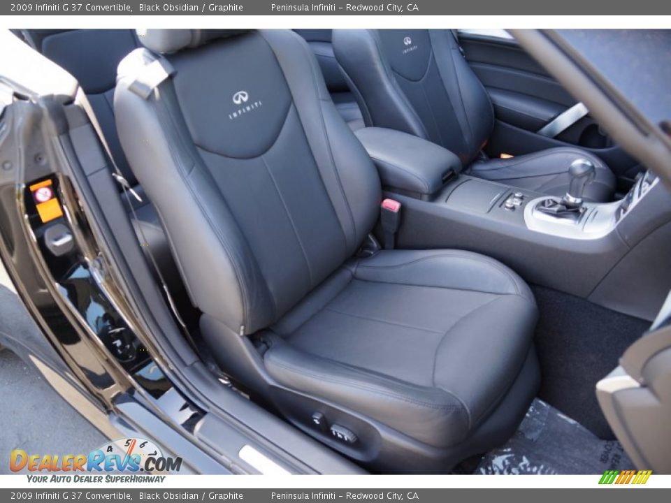 Front Seat of 2009 Infiniti G 37 Convertible Photo #12
