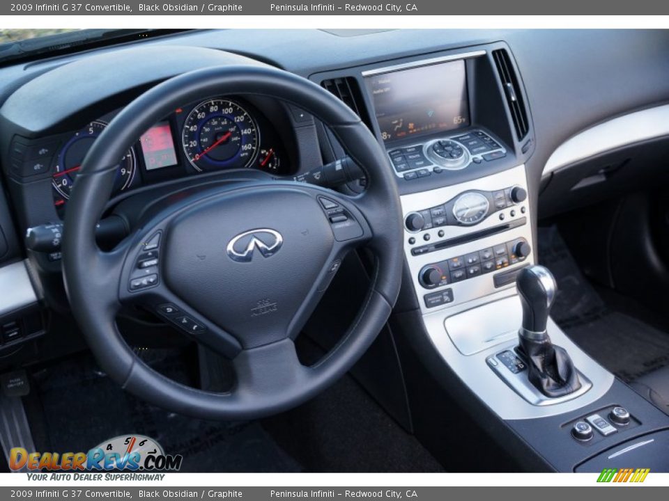 Dashboard of 2009 Infiniti G 37 Convertible Photo #16