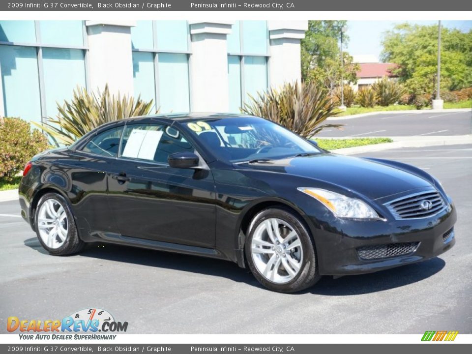 Front 3/4 View of 2009 Infiniti G 37 Convertible Photo #23