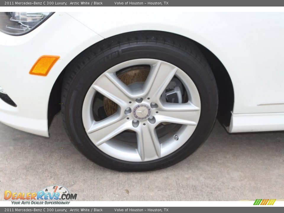 2011 Mercedes-Benz C 300 Luxury Arctic White / Black Photo #4