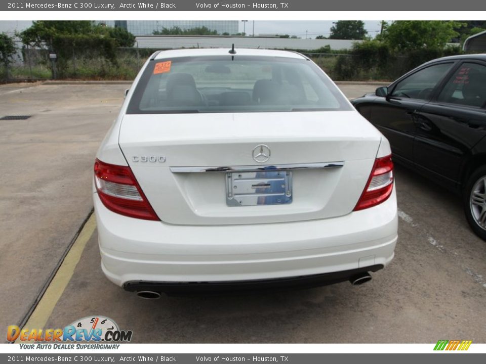 2011 Mercedes-Benz C 300 Luxury Arctic White / Black Photo #7