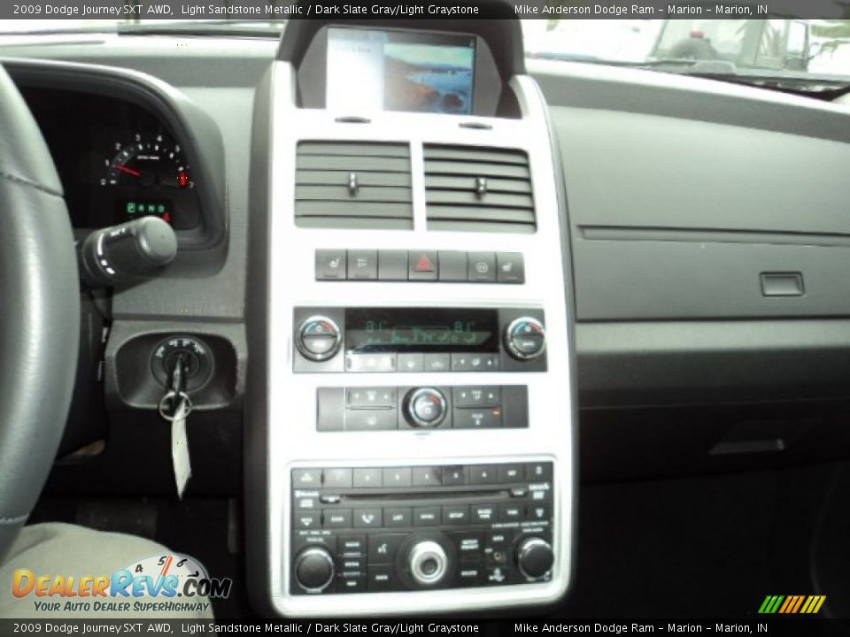 2009 Dodge Journey SXT AWD Light Sandstone Metallic / Dark Slate Gray/Light Graystone Photo #6