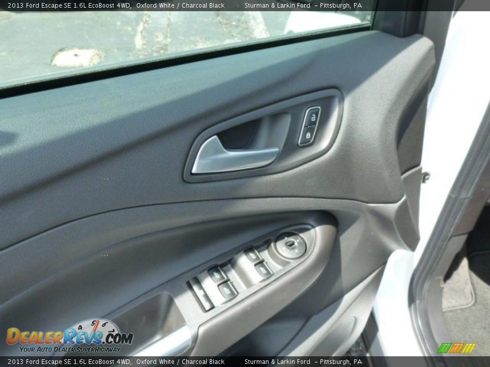 2013 Ford Escape SE 1.6L EcoBoost 4WD Oxford White / Charcoal Black Photo #11