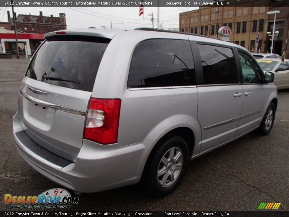 2012 Chrysler Town & Country Touring Bright Silver Metallic / Black/Light Graystone Photo #8