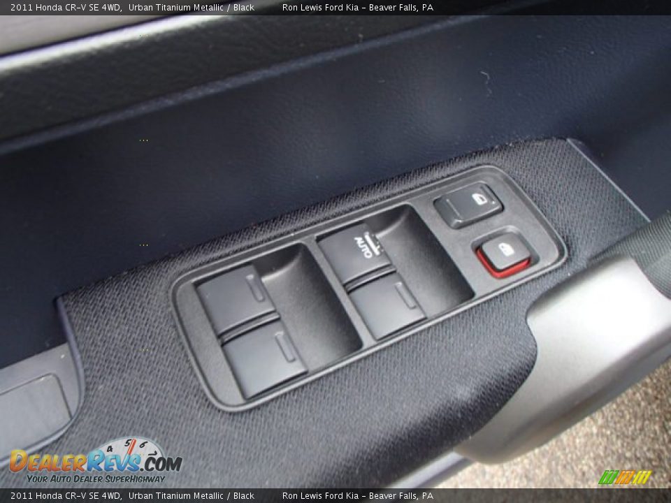 2011 Honda CR-V SE 4WD Urban Titanium Metallic / Black Photo #15