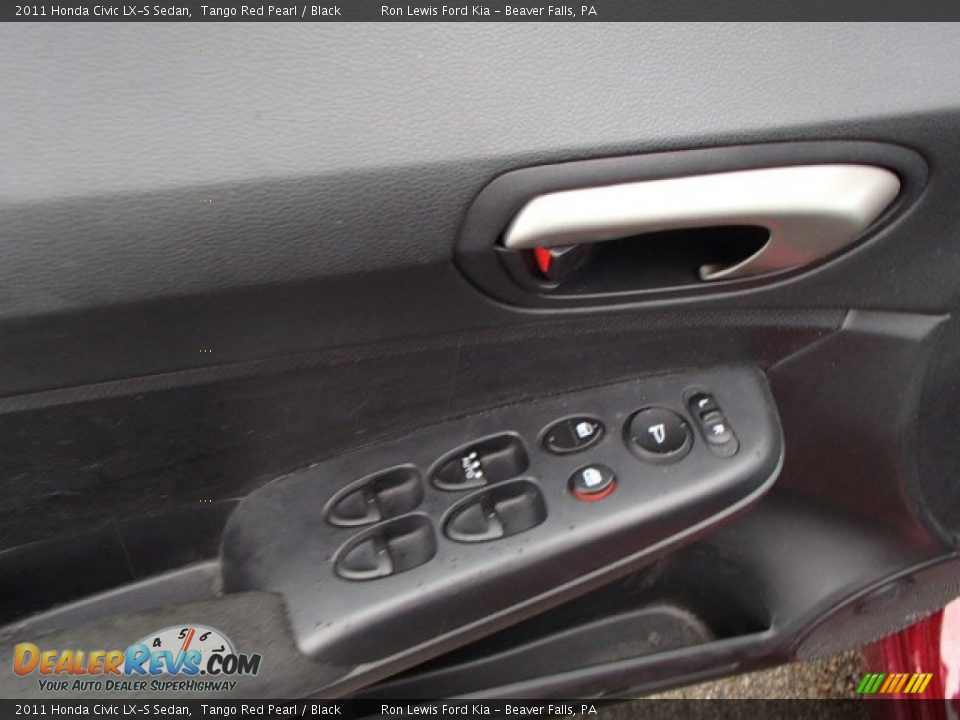 2011 Honda Civic LX-S Sedan Tango Red Pearl / Black Photo #15