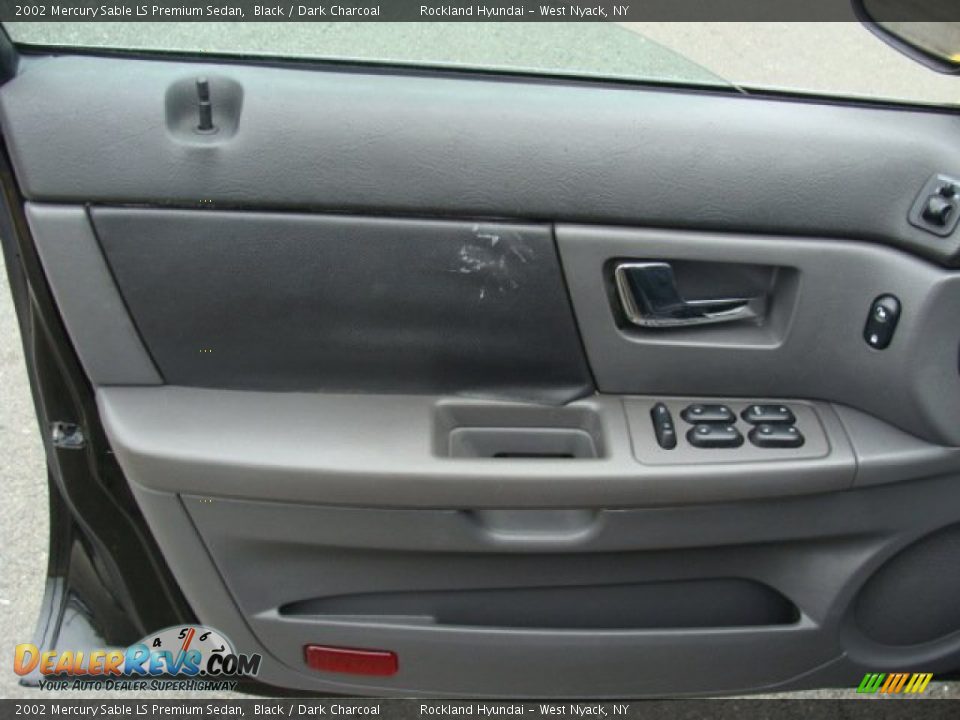 Door Panel of 2002 Mercury Sable LS Premium Sedan Photo #7