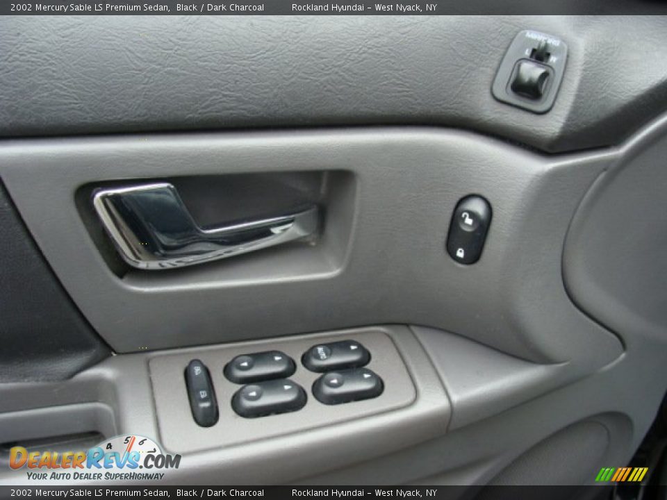 2002 Mercury Sable LS Premium Sedan Black / Dark Charcoal Photo #8