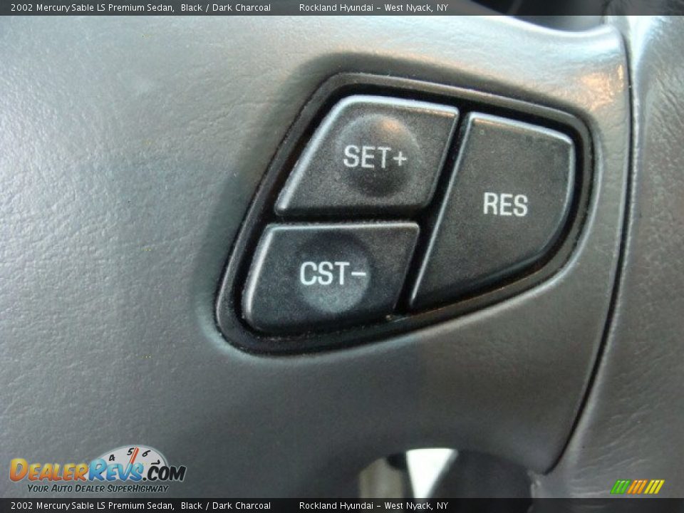 Controls of 2002 Mercury Sable LS Premium Sedan Photo #15
