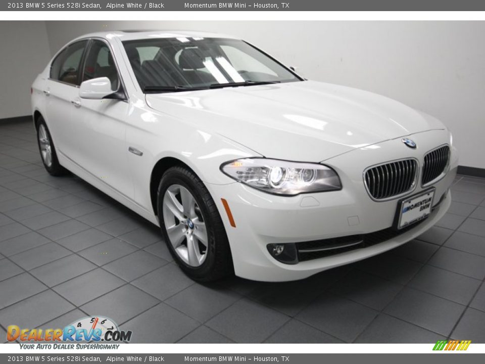 2013 BMW 5 Series 528i Sedan Alpine White / Black Photo #1