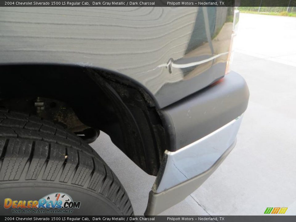 2004 Chevrolet Silverado 1500 LS Regular Cab Dark Gray Metallic / Dark Charcoal Photo #17