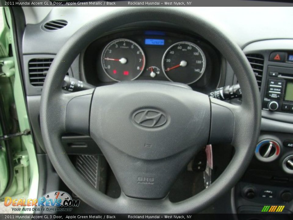 2011 Hyundai Accent GL 3 Door Apple Green Metallic / Black Photo #12