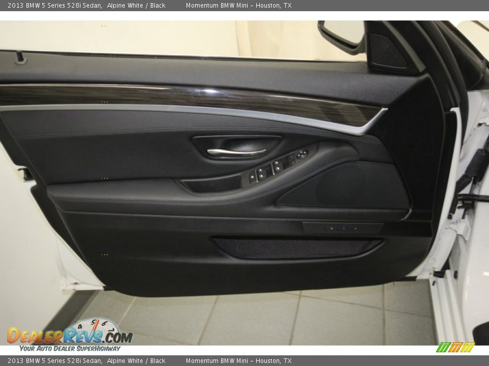 2013 BMW 5 Series 528i Sedan Alpine White / Black Photo #15
