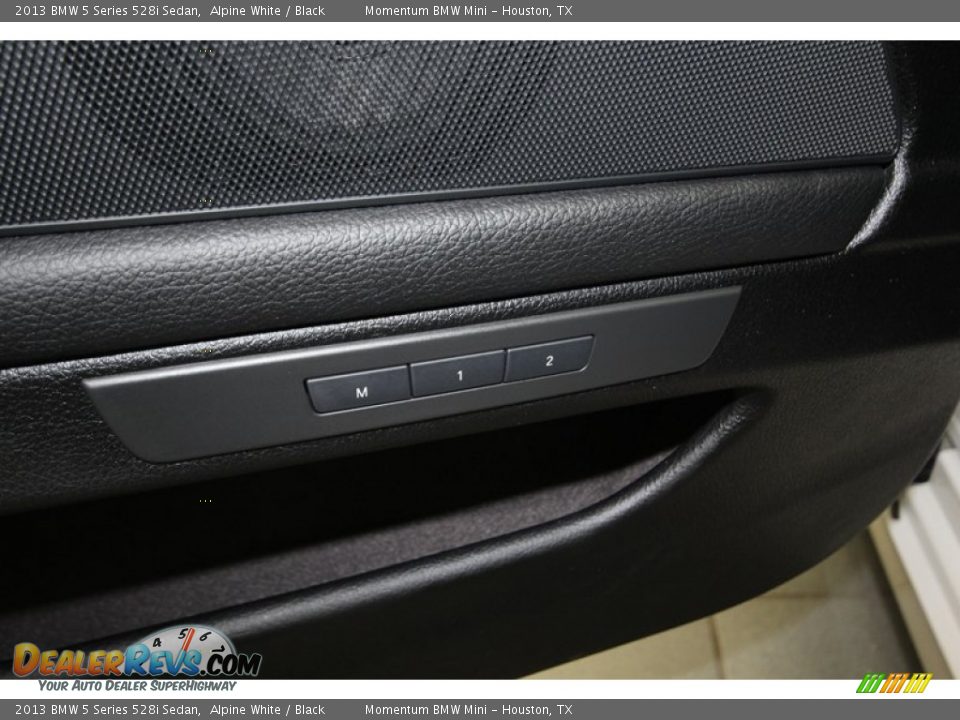 2013 BMW 5 Series 528i Sedan Alpine White / Black Photo #17