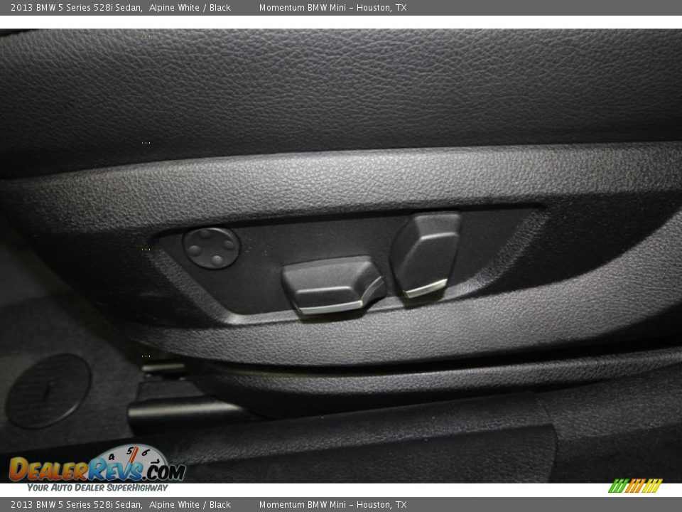 2013 BMW 5 Series 528i Sedan Alpine White / Black Photo #18
