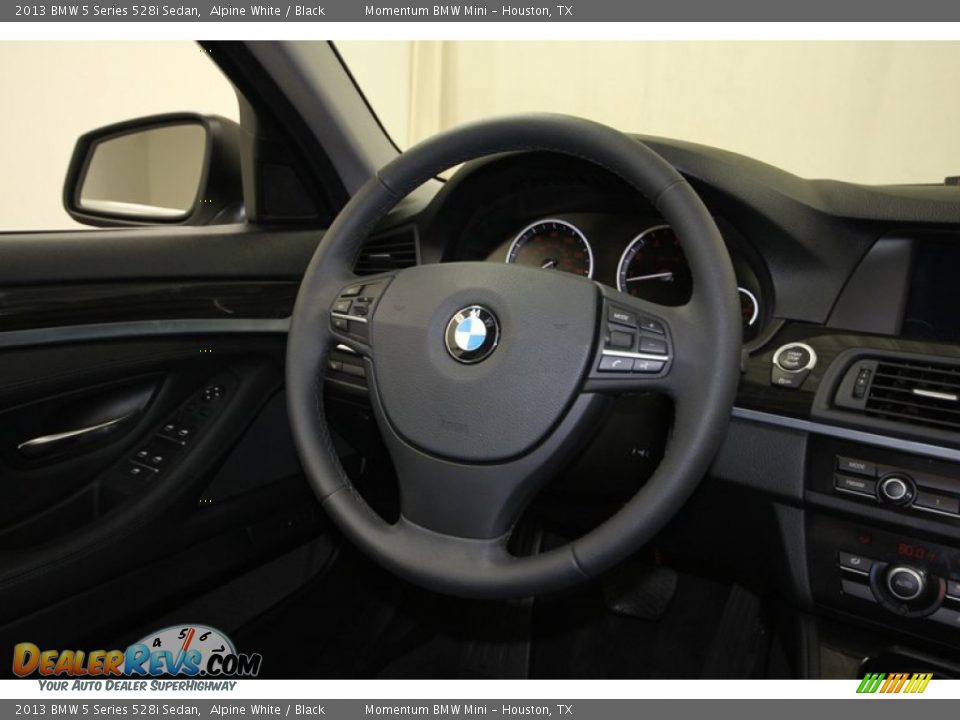 2013 BMW 5 Series 528i Sedan Alpine White / Black Photo #33