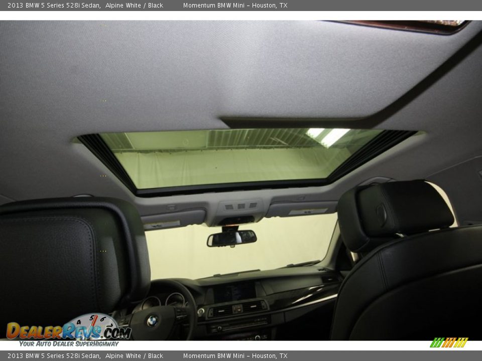 2013 BMW 5 Series 528i Sedan Alpine White / Black Photo #34