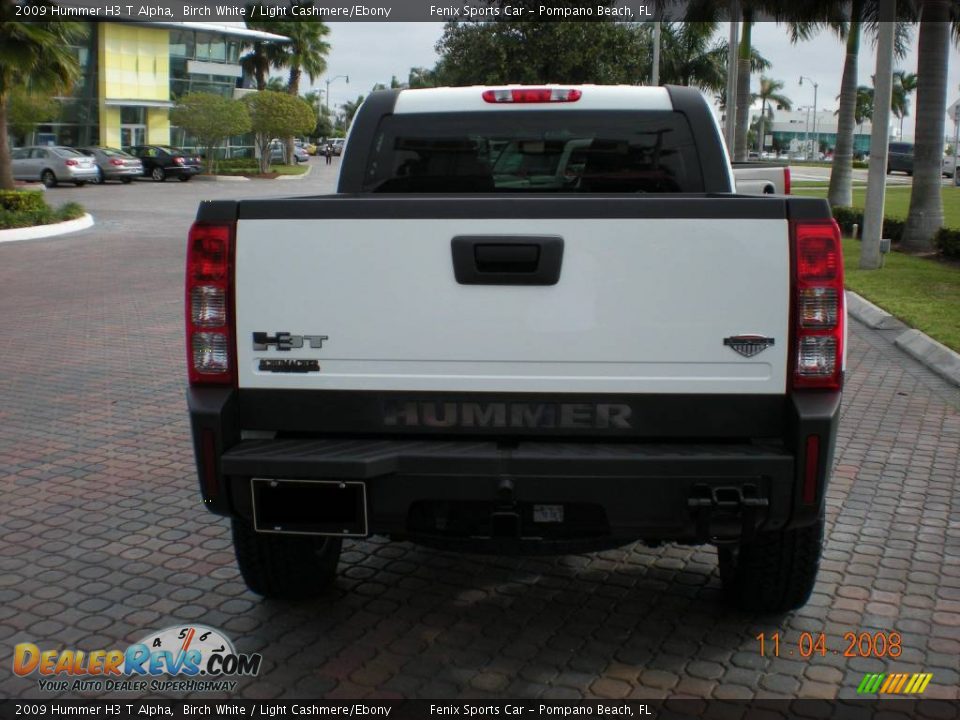 2009 Hummer H3 T Alpha Birch White / Light Cashmere/Ebony Photo #2